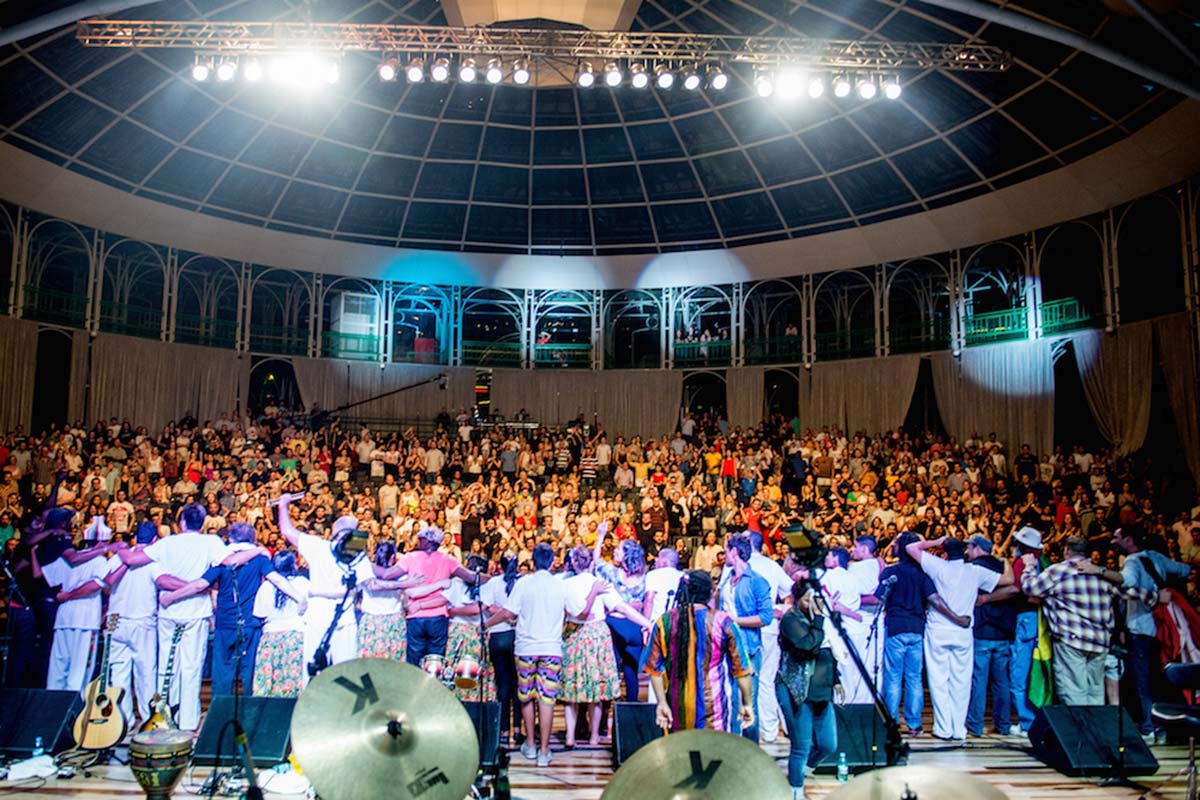 Curitiba, Brasil: Centenas De Músicos, Milhares De Pessoas, Um Sonho